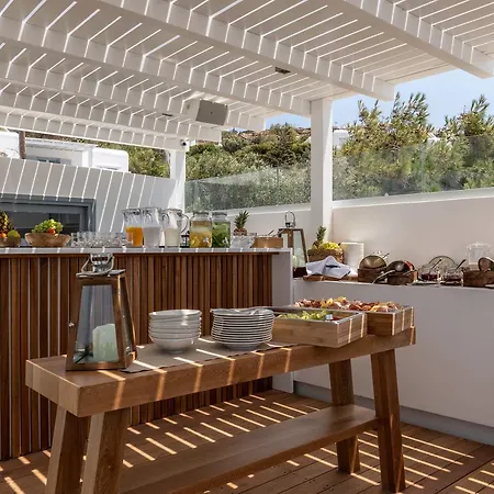 أونيرو سويتس 4* Mykonos Town