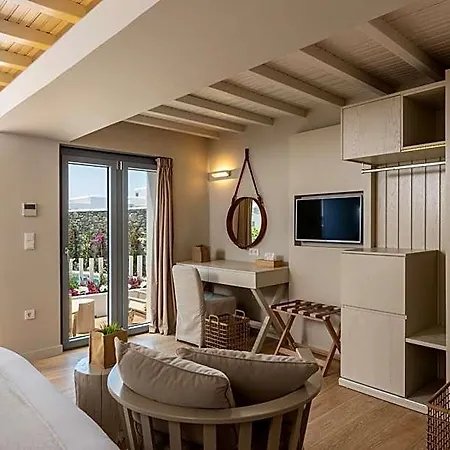 Oniro Suites, A Member Of Mykonos Highlights 3*